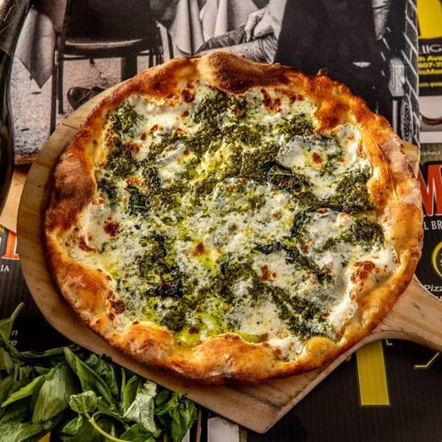 Pesto Pizza Genovese.