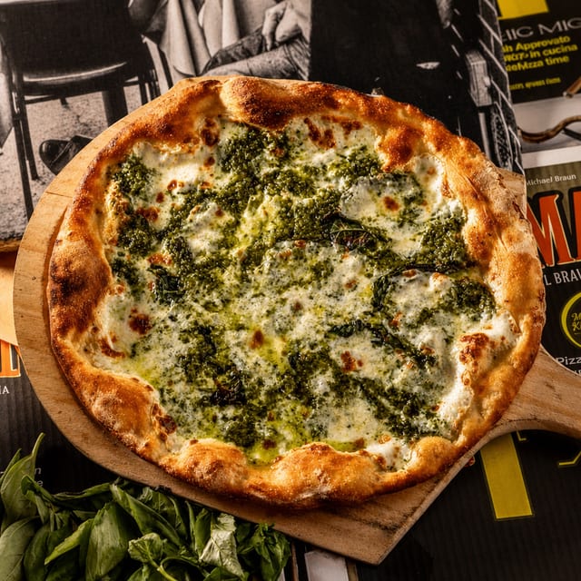 Pesto Pizza Genovese.
